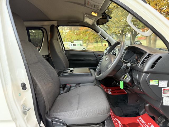 HIACE van 4WD