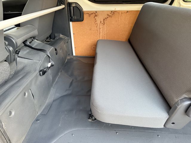 HIACE van 4WD