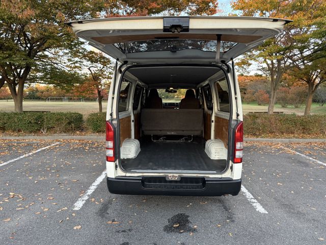 HIACE van 4WD