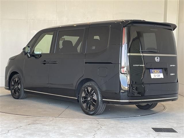 STEPWAGON e:HEV SPADA