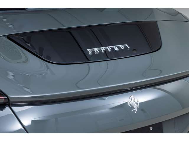 FERRARI Roma Spider