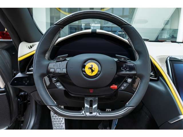 FERRARI Roma Spider