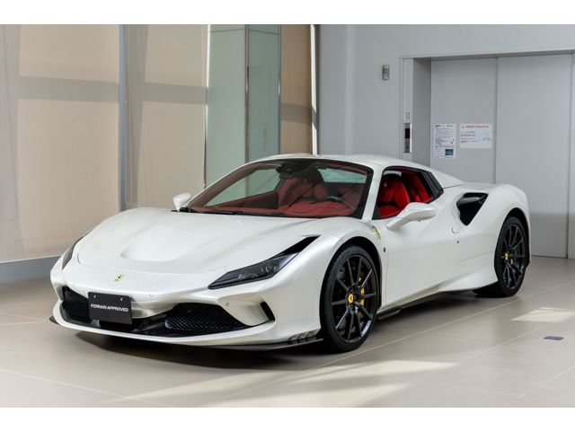 FERRARI F8 Spider