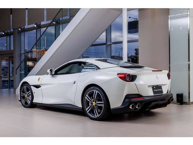 FERRARI Portofino M