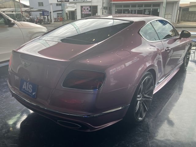 BENTLEY coupe