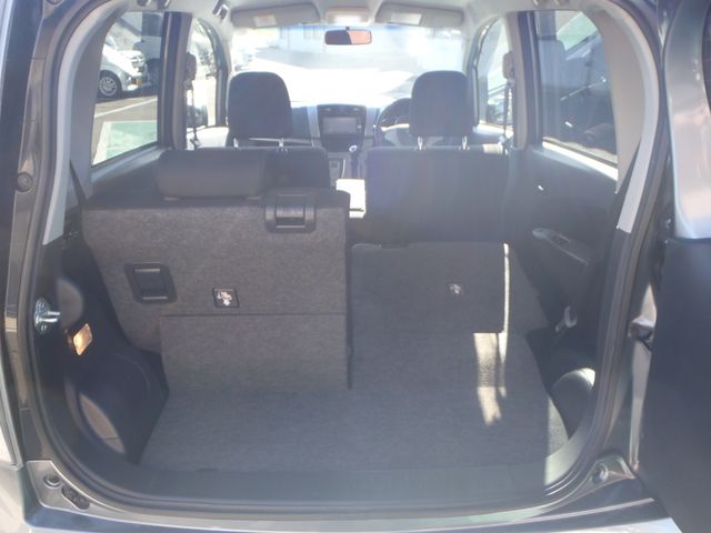 MOVE CUSTOM