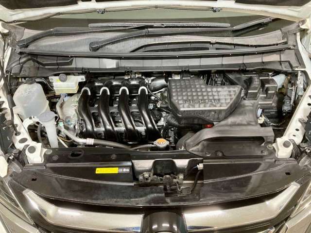 SERENA S-HYBRID 4WD
