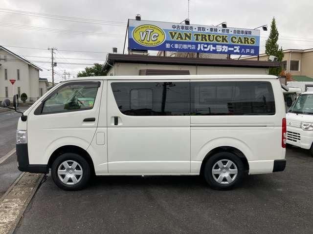 REGIUSACE 4WD van