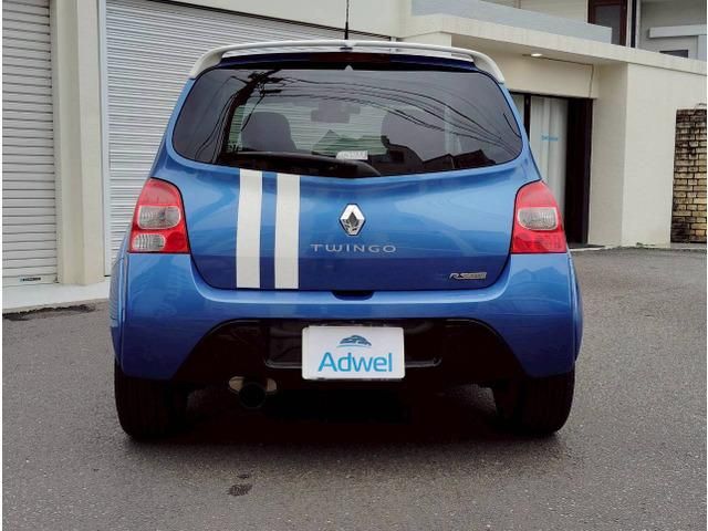 RENAULT TWINGO