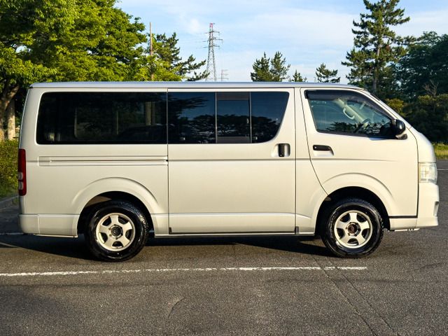 HIACE van 4WD