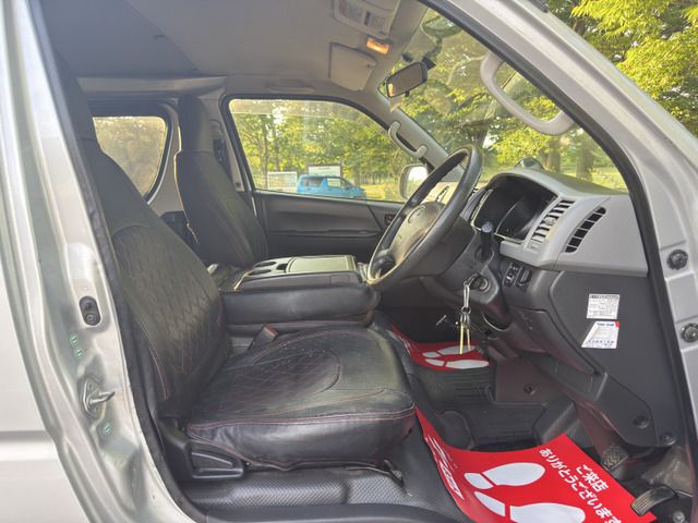 HIACE van 4WD