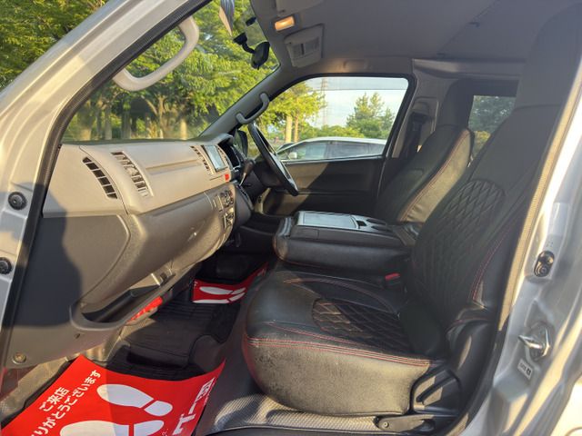 HIACE van 4WD