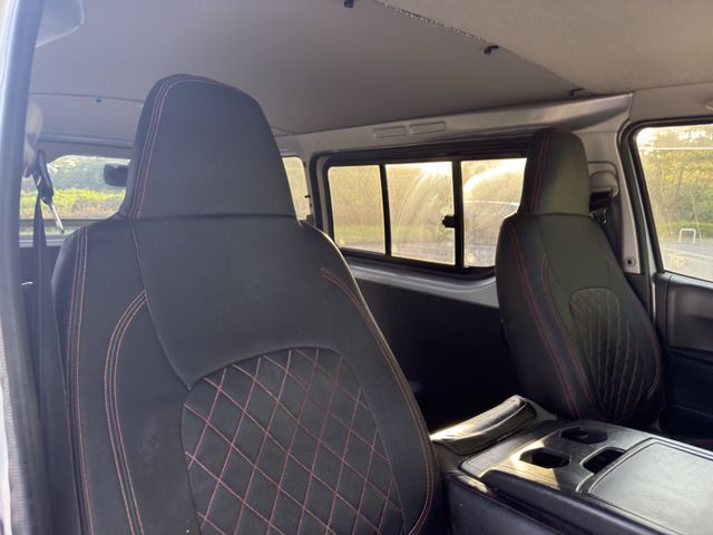 HIACE van 4WD