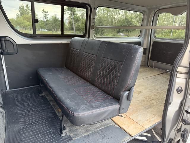 HIACE van 4WD
