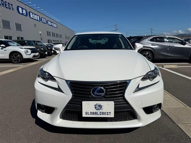 LEXUS IS300h