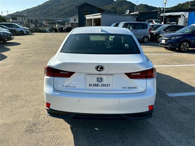 LEXUS IS300h