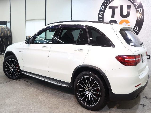 MERCEDES AMG GLC-class