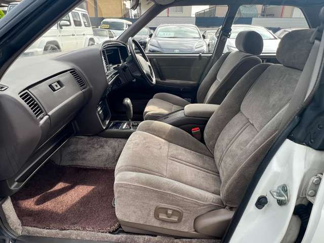 CROWN hardtop