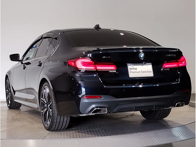 BMW 5 Series sedan