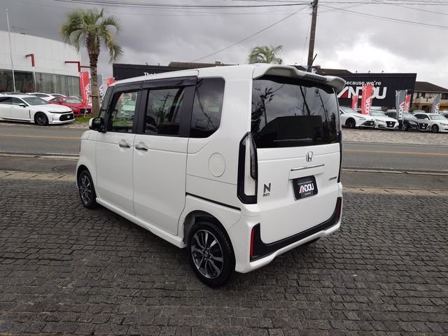 N-BOX CUSTOM