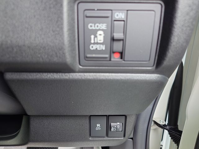 N-BOX CUSTOM