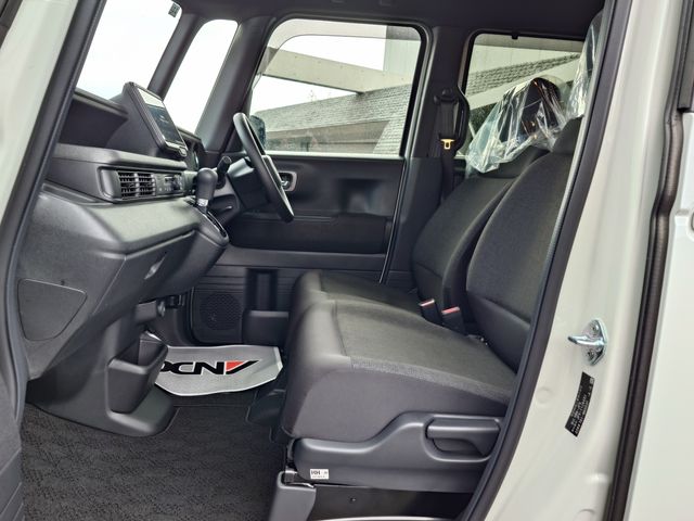 N-BOX CUSTOM
