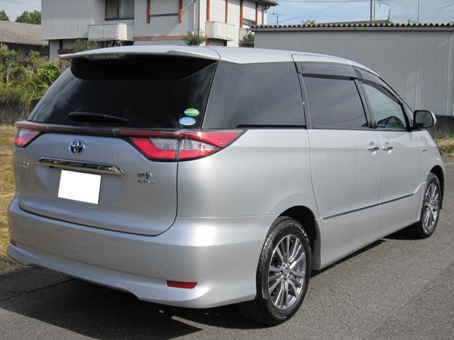 ESTIMA HYBRID 4WD