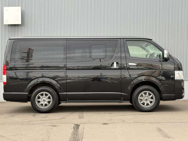 HIACE van 4WD