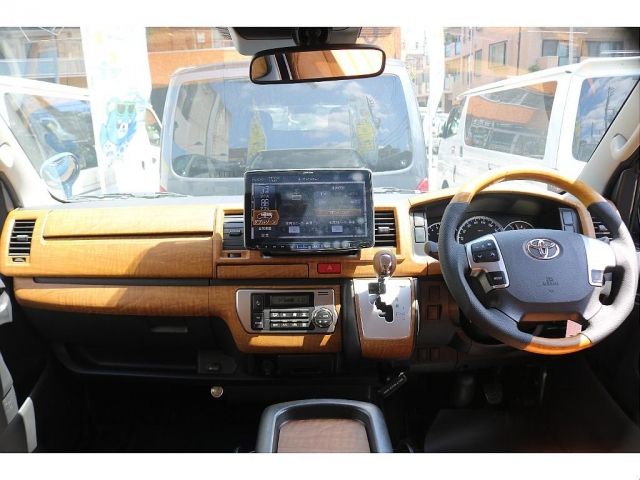 HIACE van 2WD