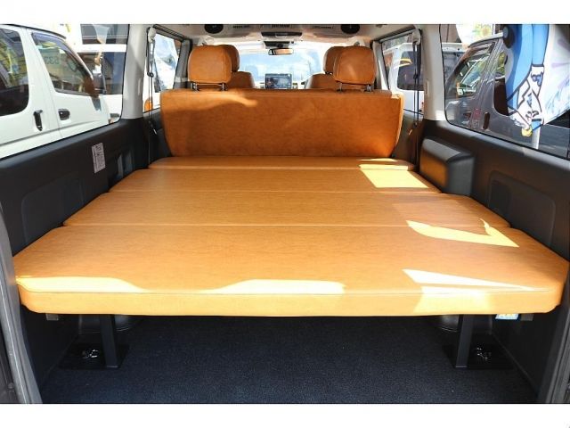 HIACE van 2WD