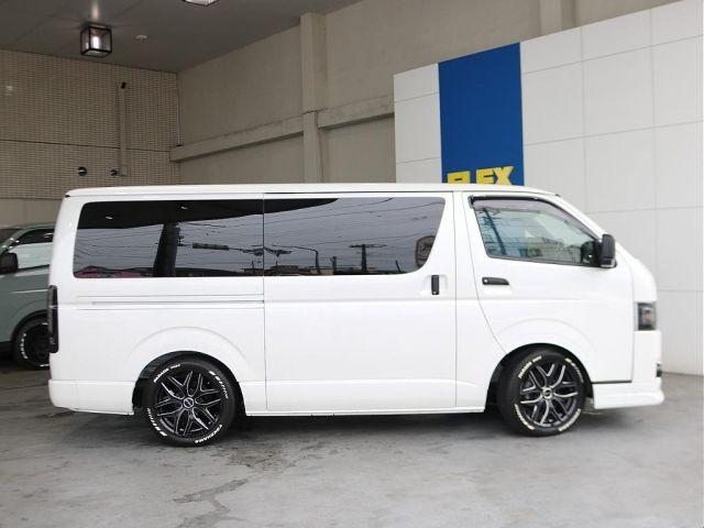 HIACE van 4WD