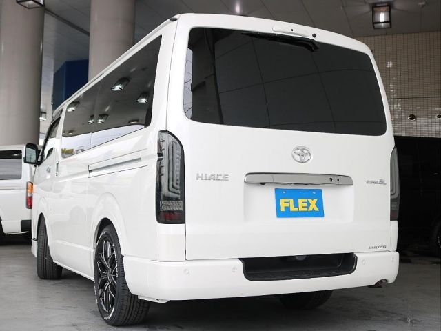 HIACE van 4WD