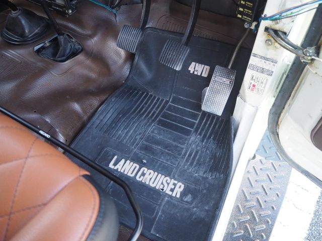 LANDCRUISER van