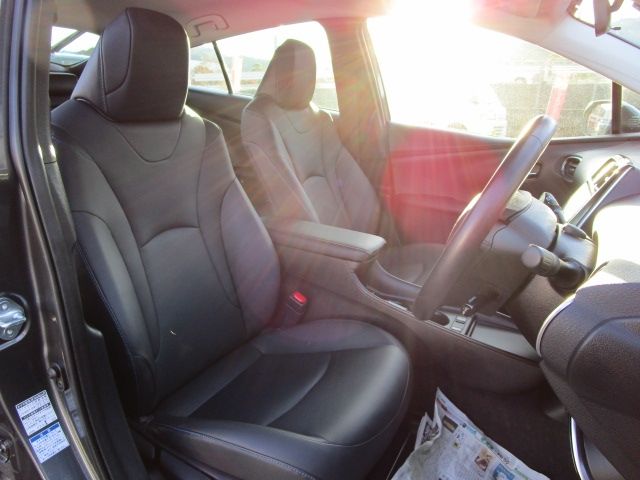 PRIUS 4WD