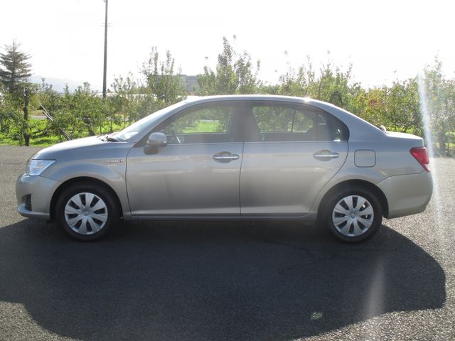 COROLLA AXIO HYBRID