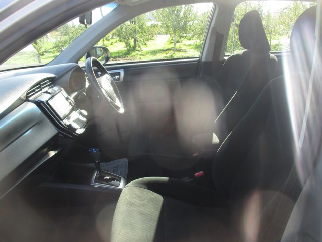 COROLLA AXIO HYBRID