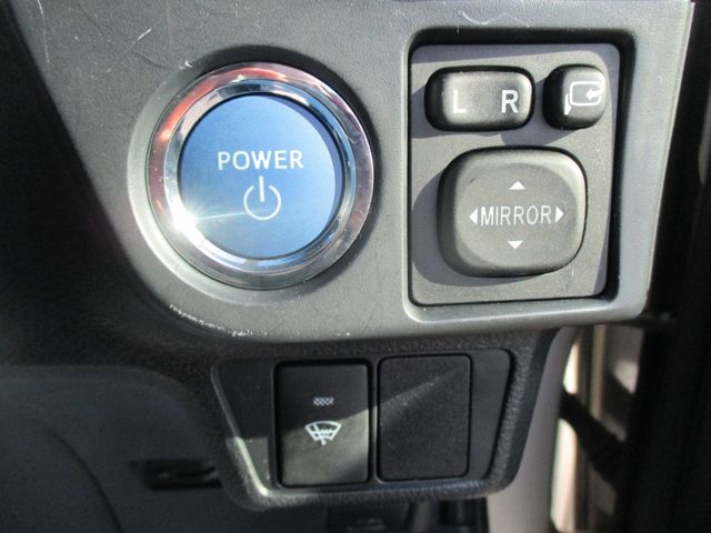 COROLLA AXIO HYBRID