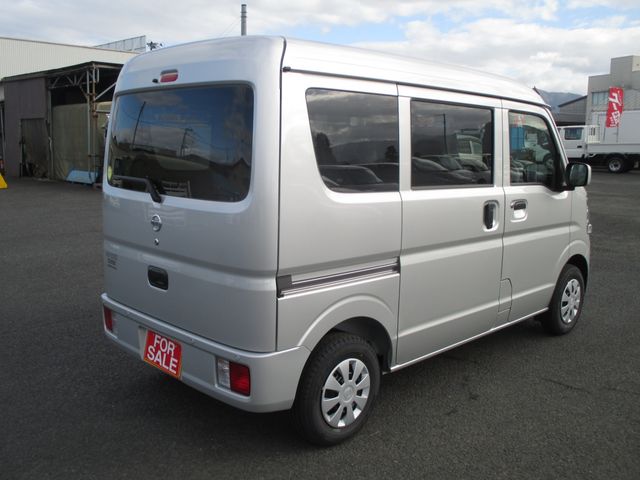 NV100 CLIPPER 4WD