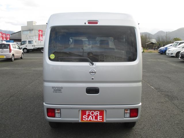 NV100 CLIPPER 4WD