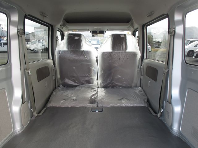 NV100 CLIPPER 4WD