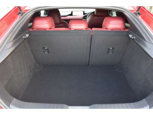 MAZDA3 FASTBACK