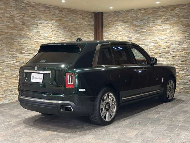 ROLLS-ROYCE Cullinan