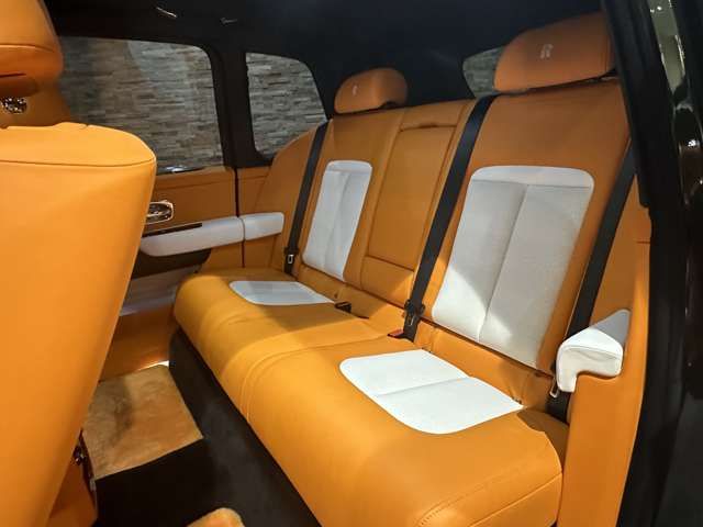 ROLLS-ROYCE Cullinan