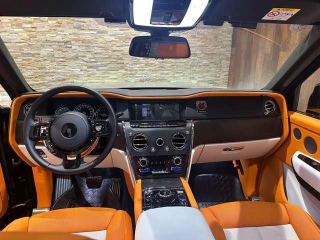 ROLLS-ROYCE Cullinan