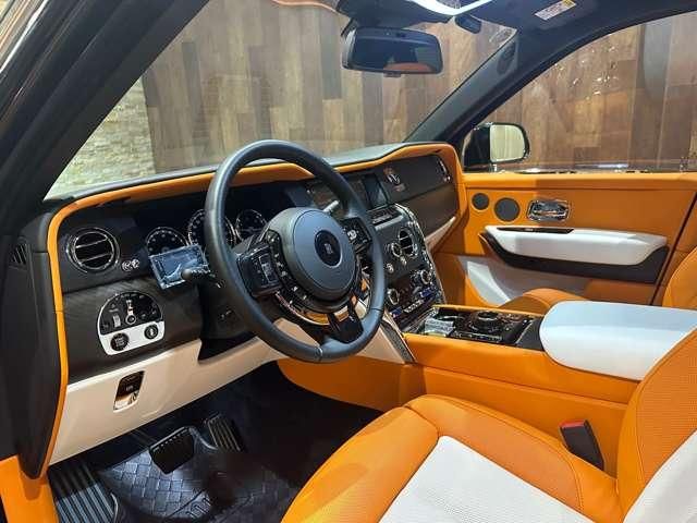ROLLS-ROYCE Cullinan