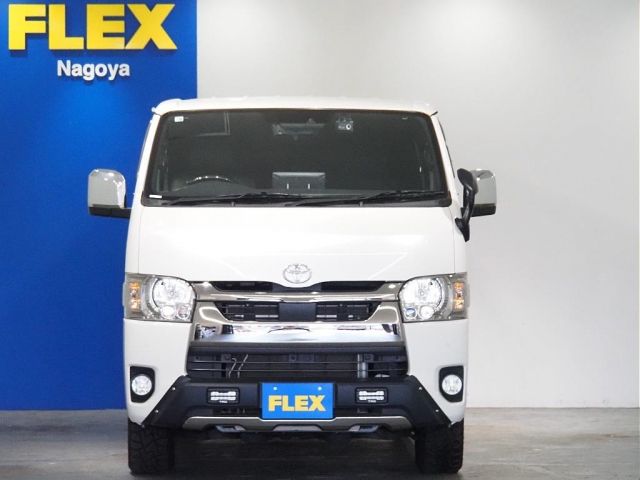HIACE van 4WD