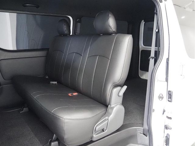 HIACE van 4WD
