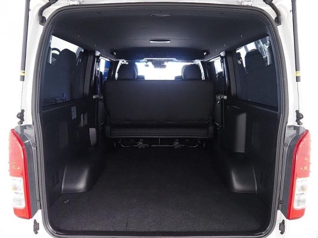 HIACE van 4WD