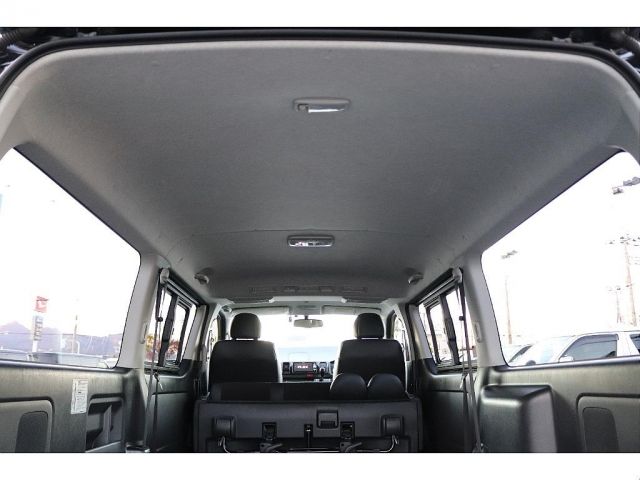 HIACE van 2WD