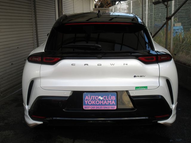 CROWN SPORT